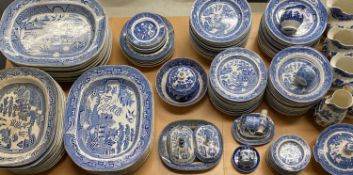 STAFFORDSHIRE BLUE & WHITE TRANSFER DECORATED TABLEWARE, Willow pattern including large oval meat