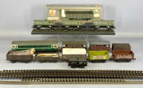 N-GAUGE BRITISH RAILWAYS D6506 DIESEL LOCOMOTIVE, rolling stock including tankers, wagons and