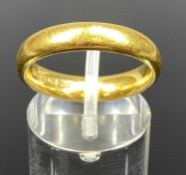 22CT GOLD WEDDING BAND, size Q, 8.2gms Provenance: deceased estate Conwy