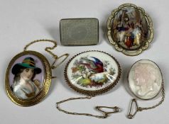 FIVE ASSORTED BROOCHES, Victorian and later including porcelain, cameo and mother of pearl