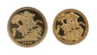 REPLICA 9CT GOLD 1937 EDWARD VIII HALF SOVEREIGN, wt. 4.3g, and a REPLICA 1914 GEORGE V SOVEREIGN,