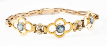 ANTIQUE 15CT GOLD BELIEVED AQUAMARINE & SEED PEARL BRACELET, stamped '15ct', 9.5gms Provenance: