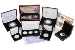 COLLECTION OF ASSORTED COLLECTABLE SILVER COINS including, boxed 2017 The Platinum Wedding