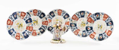 VIENNA PORCELAIN FIGURE GROUP & IMARI DISHES, the group modelled as Columbine and Harlequin,