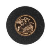 ELIZABETH II GOLD PROOF SOVEREIGN, 2018, encapsulated and presented Harrington & Byrne coin envelope