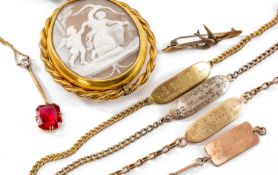 GROUP OF JEWELLERY comprising carved shell cameo depicting female with box and arrows, presumably