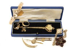 MIXED GROUP OF GOLD JEWELLERY & COMMEMORATIVE KEY, including 9ct seed pearl crescent brooch, 2.9g,