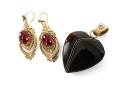 PAIR OF 9CT GOLD CABOCHON SYNTHETIC SPINEL EARRINGS, 8.1gms gross, together with agate heart