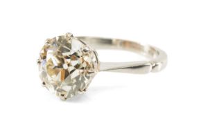 PLATINUM DIAMOND SOLITAIRE RING, the single claw set stone measuring 2.0cts approx., ring size G 1/