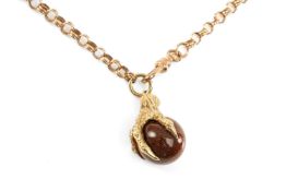 9CT GOLD CIRCLE LINK CHAIN with 9ct gold Hand of God eagle's claw goldstone fob, 80cms long, 24.6gms