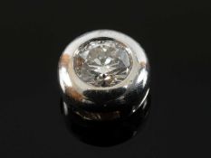 18K WHITE GOLD DIAMOND PENDANT, 0.3cts approx., stamped '750', 1.0gms Provenance: private collection