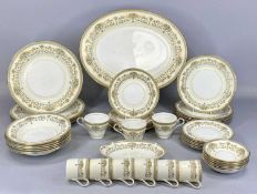AYNSLEY 'HENLEY' PATTERN DINNER & TEA SERVICE, approx. 47 pieces Provenance: deceased estate Conwy