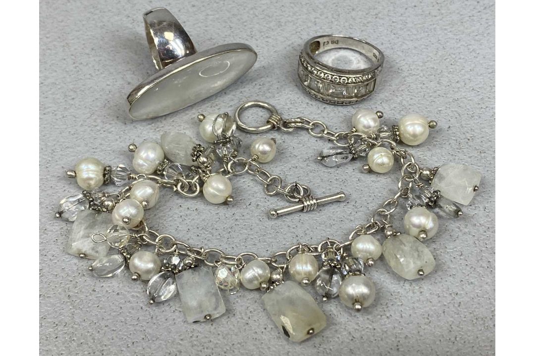SILVER JEWELLERY including emerald and cubic zirconium tennis bracelet, Celtic design blue stone - Image 3 of 3