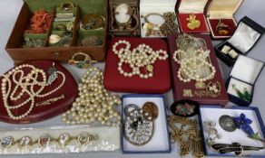 COLLECTION OF VICTORIAN & LATER COSTUME JEWELLERY including cameo, pearl and coral necklaces, etc.