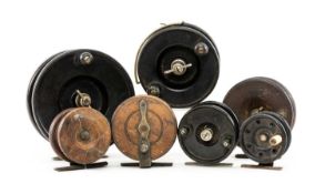 THE FISHING CLUB HOUSE: ASSORTED FISHING REELS, including 2x Alcocks Aerialite Bakelite 4