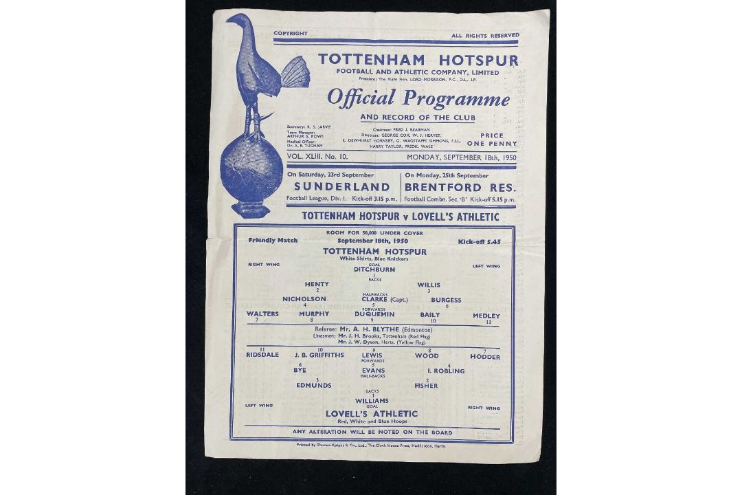 THE FOOTBALL CLUB HOUSE: TOTTENHAM HOTSPUR PROGRAMMES OF SEASONS 1925 - 2014, 18 programmes - Image 2 of 11