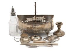 GEORGE III SILVER CRUET BOTTLE STAND of navette form, on four feet, London 1792, 20cms (w)