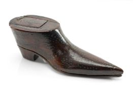 19TH CENTURY TREEN PIQUE WORK SHOE SNUFFBOX, carved with pointed toe, tall heel and sliding cover,