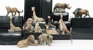 COLLECTION OF LLADRÓ 'FAUNA' ANIMAL FIGURINES including, Contemplative Monkey 5432, Circus Seal