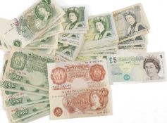 ASSORTED GB BANK NOTES, comprising 1x Fforde ten shillings, 1x O'Brien ten shillings, 5x O'Brien one