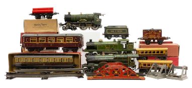 COLLECTION OF 'O' GAUGE CLOCKWORK TRAINS AND ROLLING STOCK, to include, Hornby 'County of Bedford'