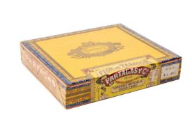 FLOR de TABACOS 'PARTAGAS' NO.6, one box containing 25 cigars, base stamped '25 Cigars - Hand Made