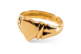 18CT CLOGAU GOLD SHIELD SIGNET RING with Clogau Gold mark, Birmingham 1907 hallmark with stamped