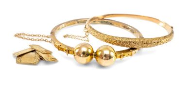 ASSORTED 9CT GOLD, comprising hinged bangle 5.1gms, pair cufflinks 3.5gms, crucifix and unmarked