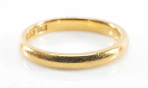 22CT GOLD WEDDING BAND, ring size N 1/2, 4.4gms Provenance: private collection Cardiff Comments: