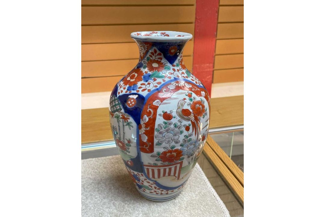 TWO PORCELAIN VASES, one a Chinese crackle glazed famille rose jar and cover, 30cms (h), the other a - Image 12 of 16