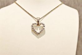 Kette mit Anhänger