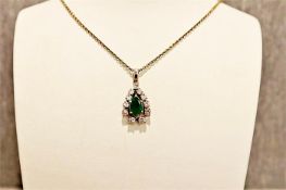 Kette mit Anhänger
