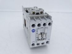 (5) ALLEN BRADLEY 100-C16ZJ10 Contactor
