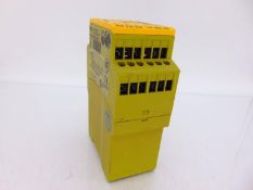 (5) PILZ 774502 Relay