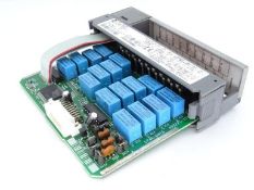 (5) ALLEN BRADLEY 1746-OW16 PLC Module