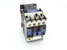 (5) SCHNEIDER ELECTRIC LC1D0910G6 Contactor