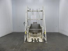 MTC H-LE-S2 2000 Pound Hydraulic Tote Dump