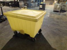 Enpac 220lb Capacity Extra Large Tote Spillkit with 8