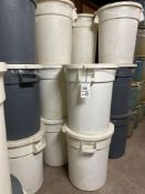 Rubbermaid 32 Gallon Containers