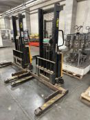Vestil SL-63-AA Eletric Pallet Stacker