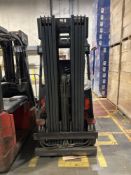 Linde E20 Forklift