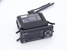 (10) KEYENCE CORP FD-MA5A SENSOR