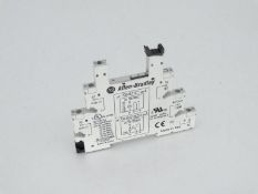 (10) ALLEN BRADLEY 700-HN163 SERIES A RELAY SOCKET