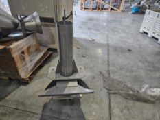 Triangle B2C Forming Horn