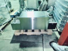 Vollrath JSO14 Stainless Steel Left To Right Variable Speed Tunnel Oven