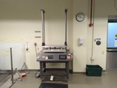 Lansmont Corporation Squeezer Test System Package Compression Tester