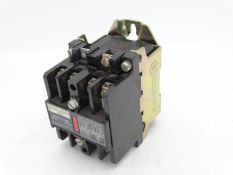 (5) ALLEN BRADLEY 700-N400A1 SERIES C RELAY