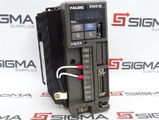 (1) FUJI ELECTRIC RYS401S3-VVS SERVO DRIVE