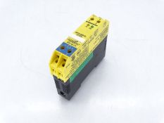 (2) TURCK MK72-S02-EX/24VDC RELAY