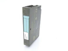 (2) SIEMENS 6ES7135-4FB01-0AB0 PLC MODULE